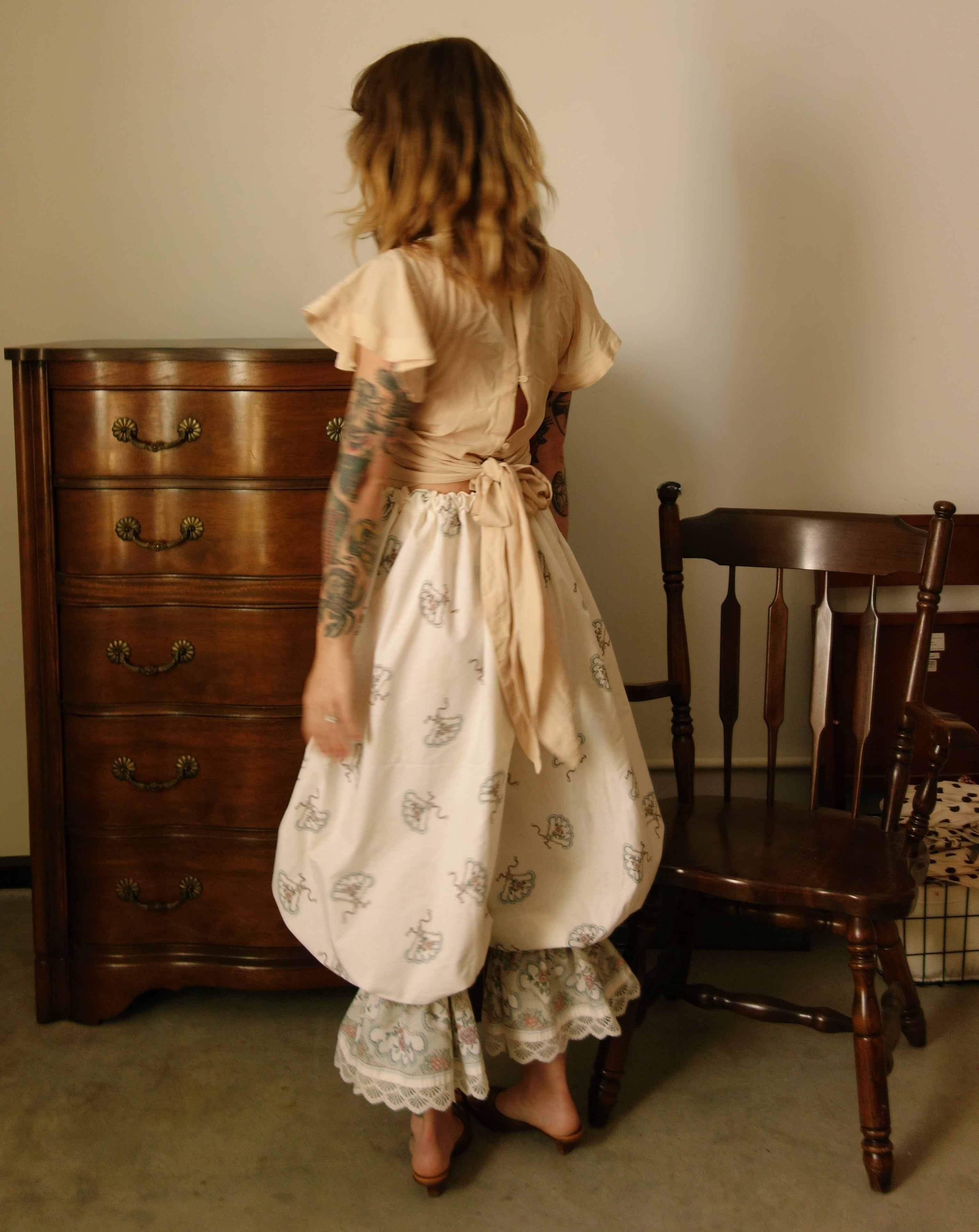Tea Time Bloomers