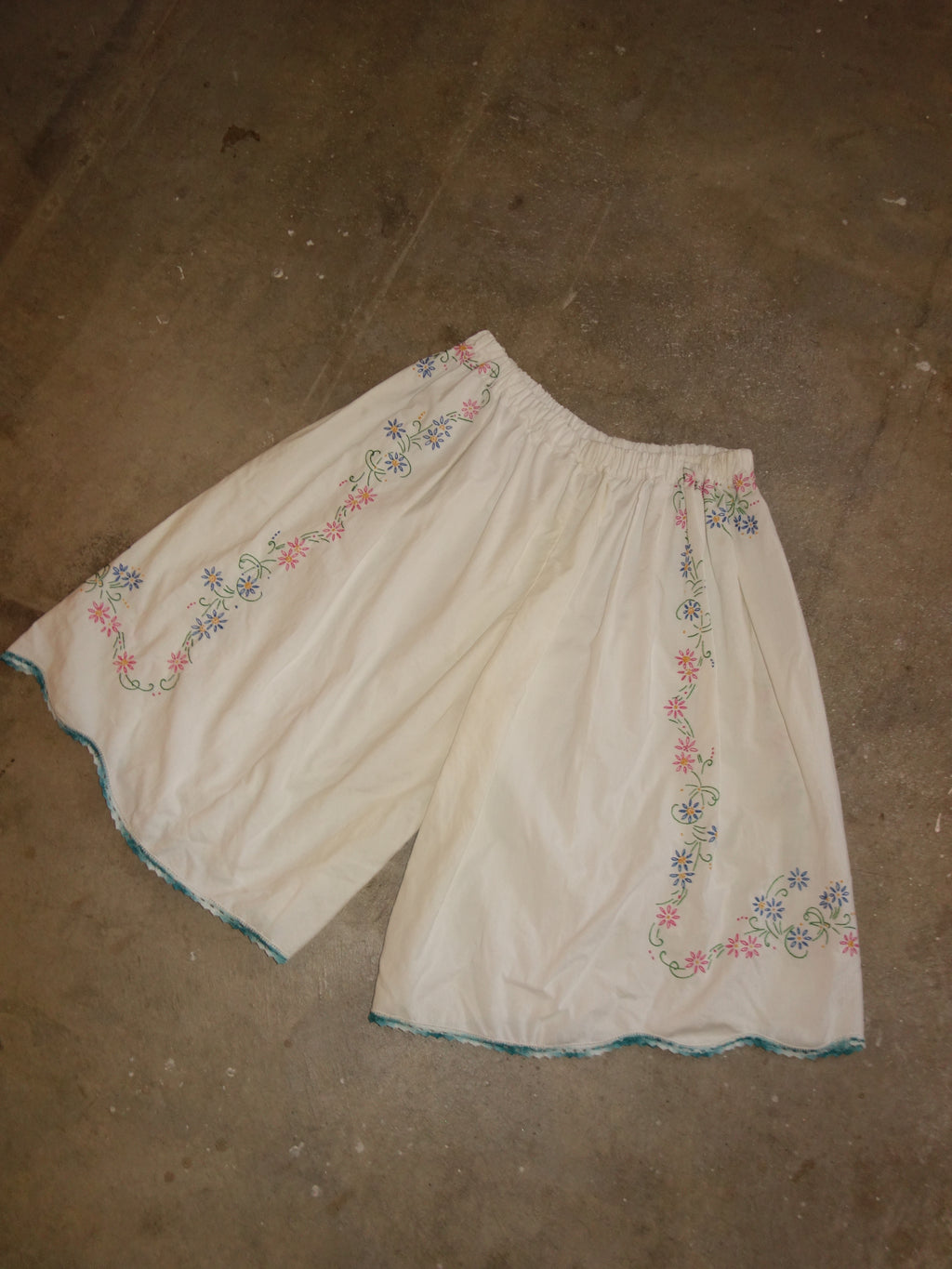 Floral Jorts