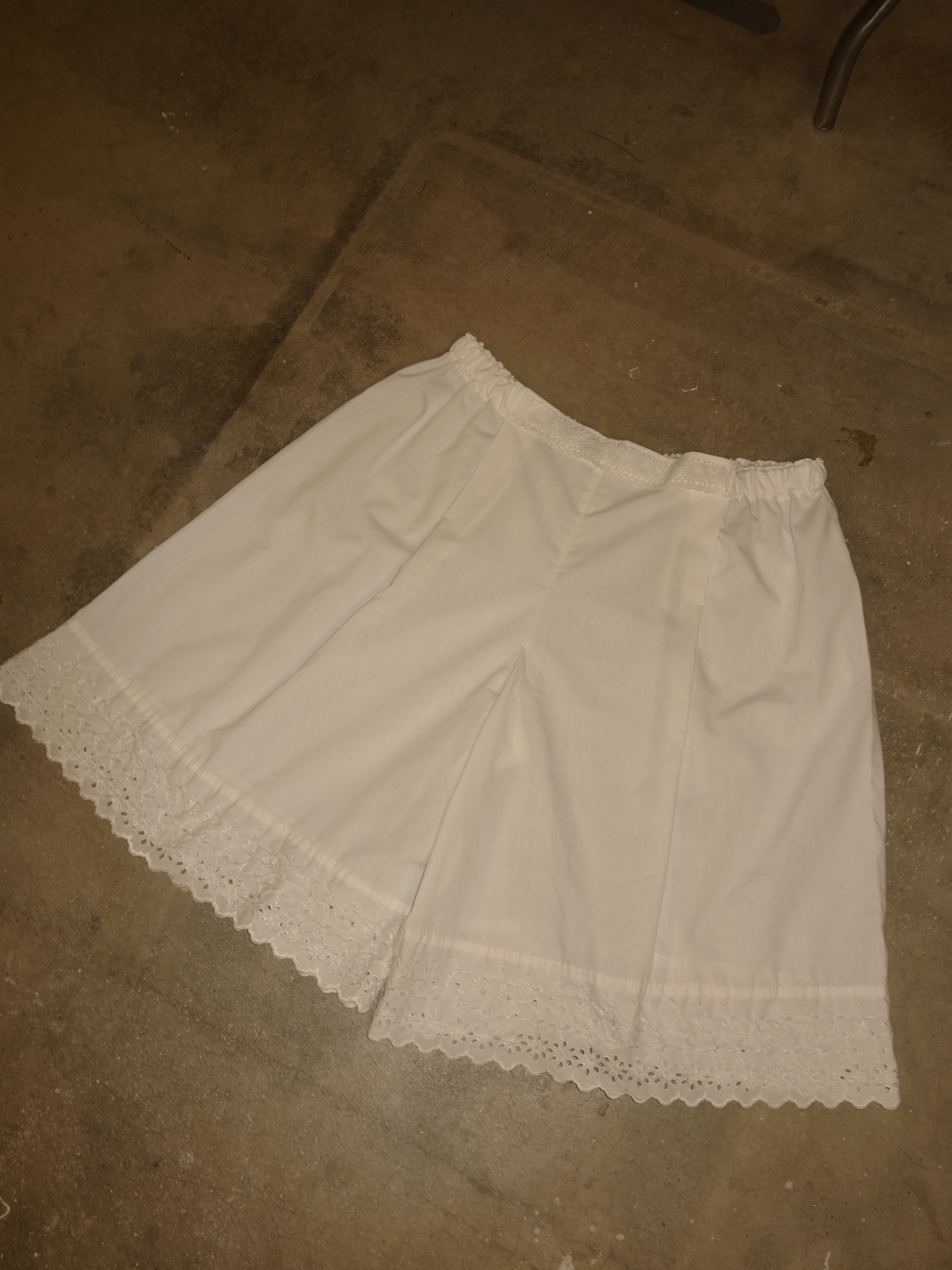 White Cotton Pillow Pants