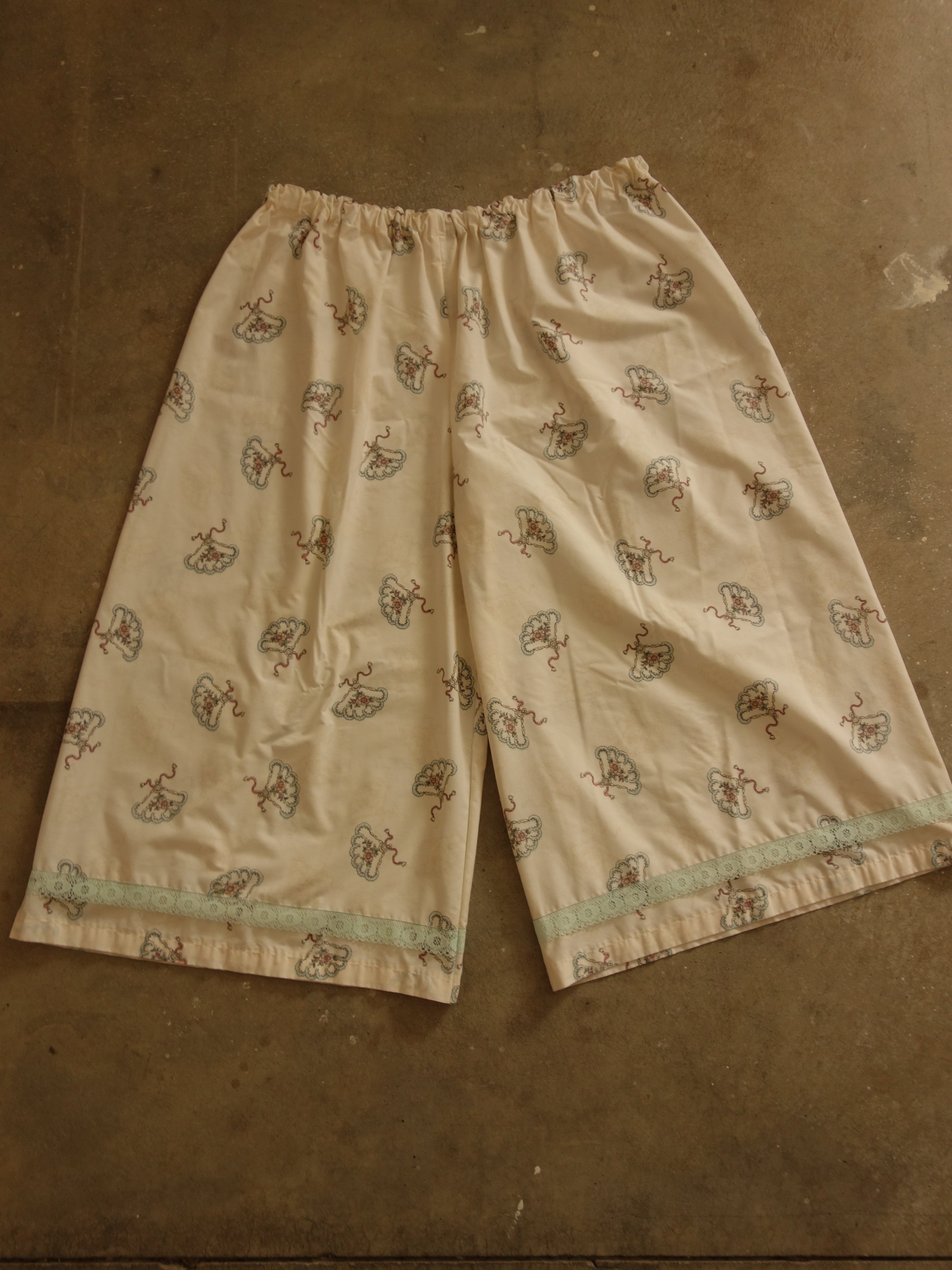 Lady's Pillow Pants