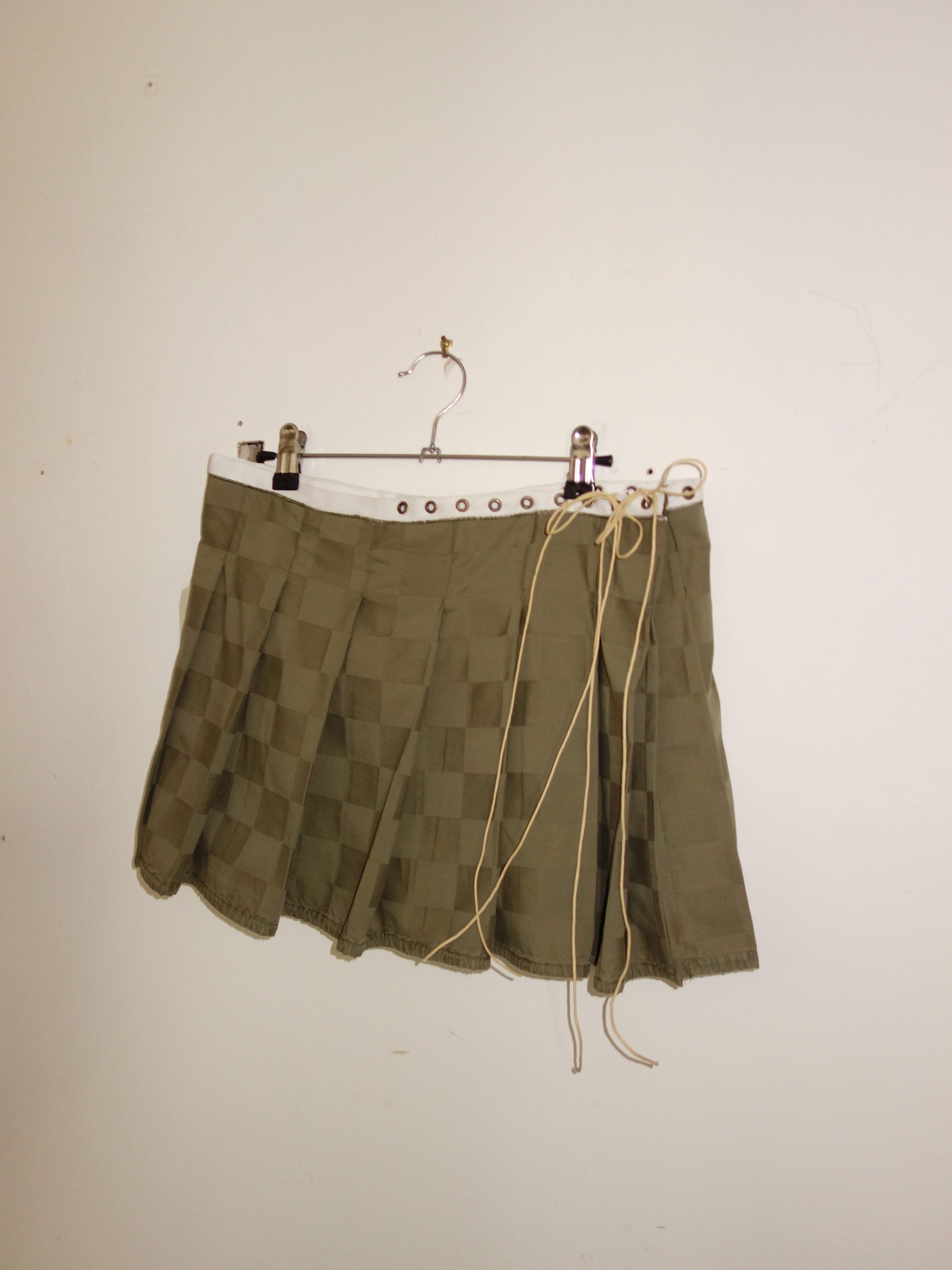 sk8ter mini skirt