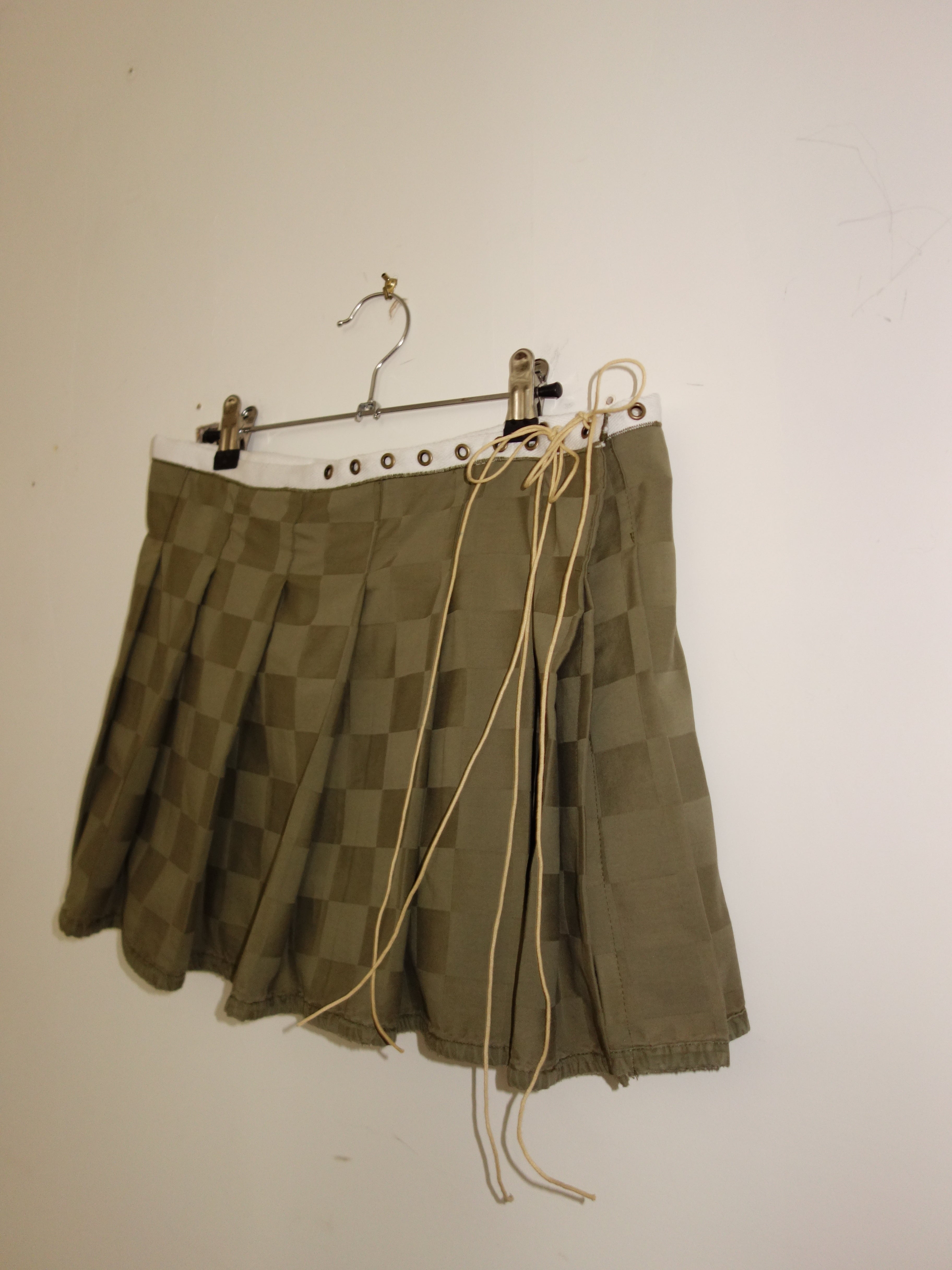 sk8ter mini skirt