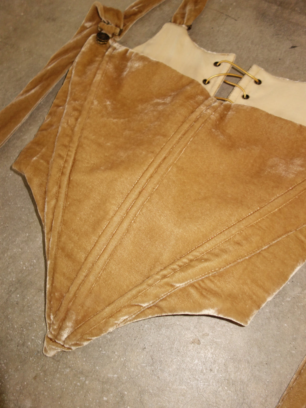 [s] Silk Velvet Corset