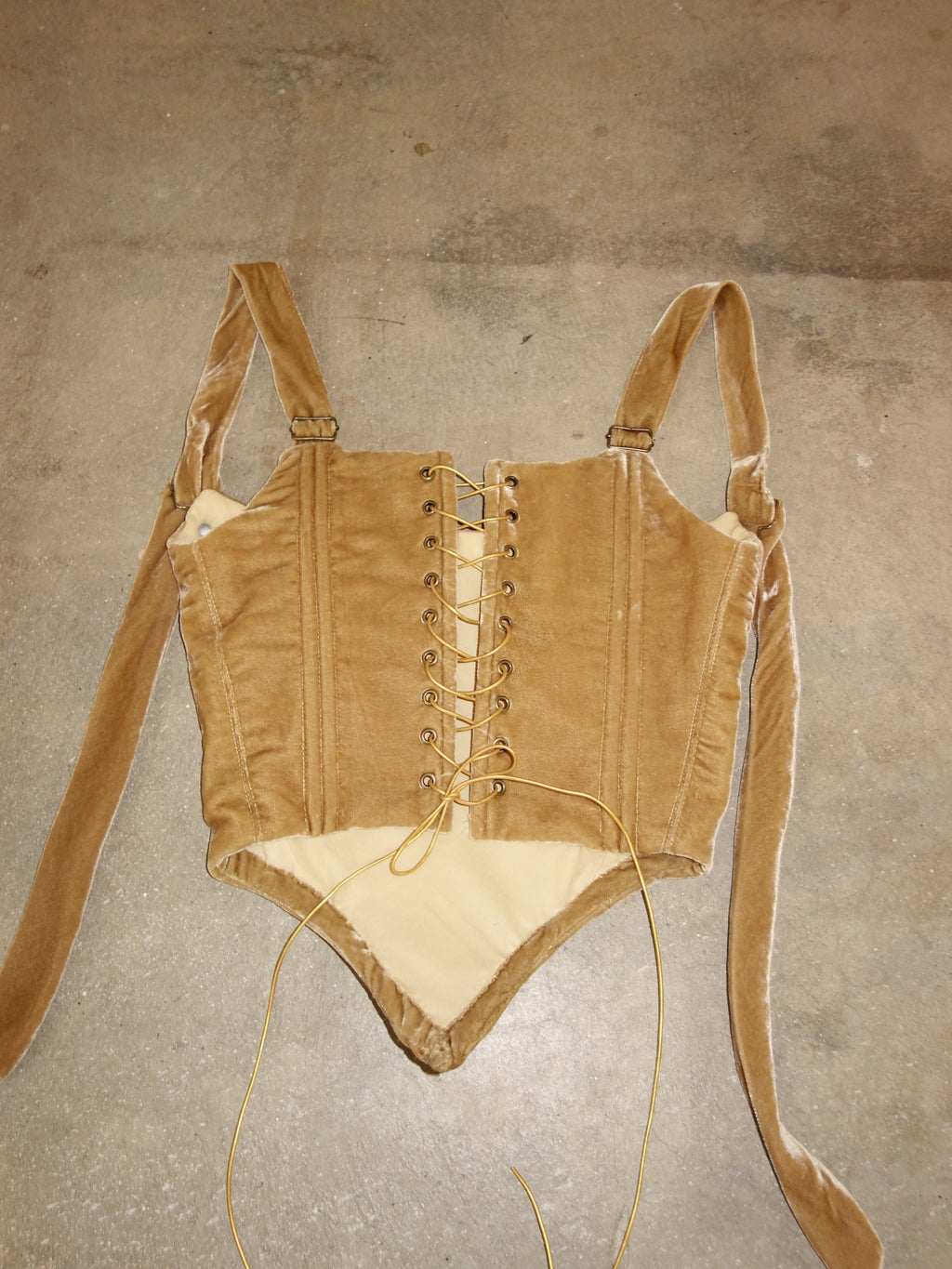 [s] Silk Velvet Corset