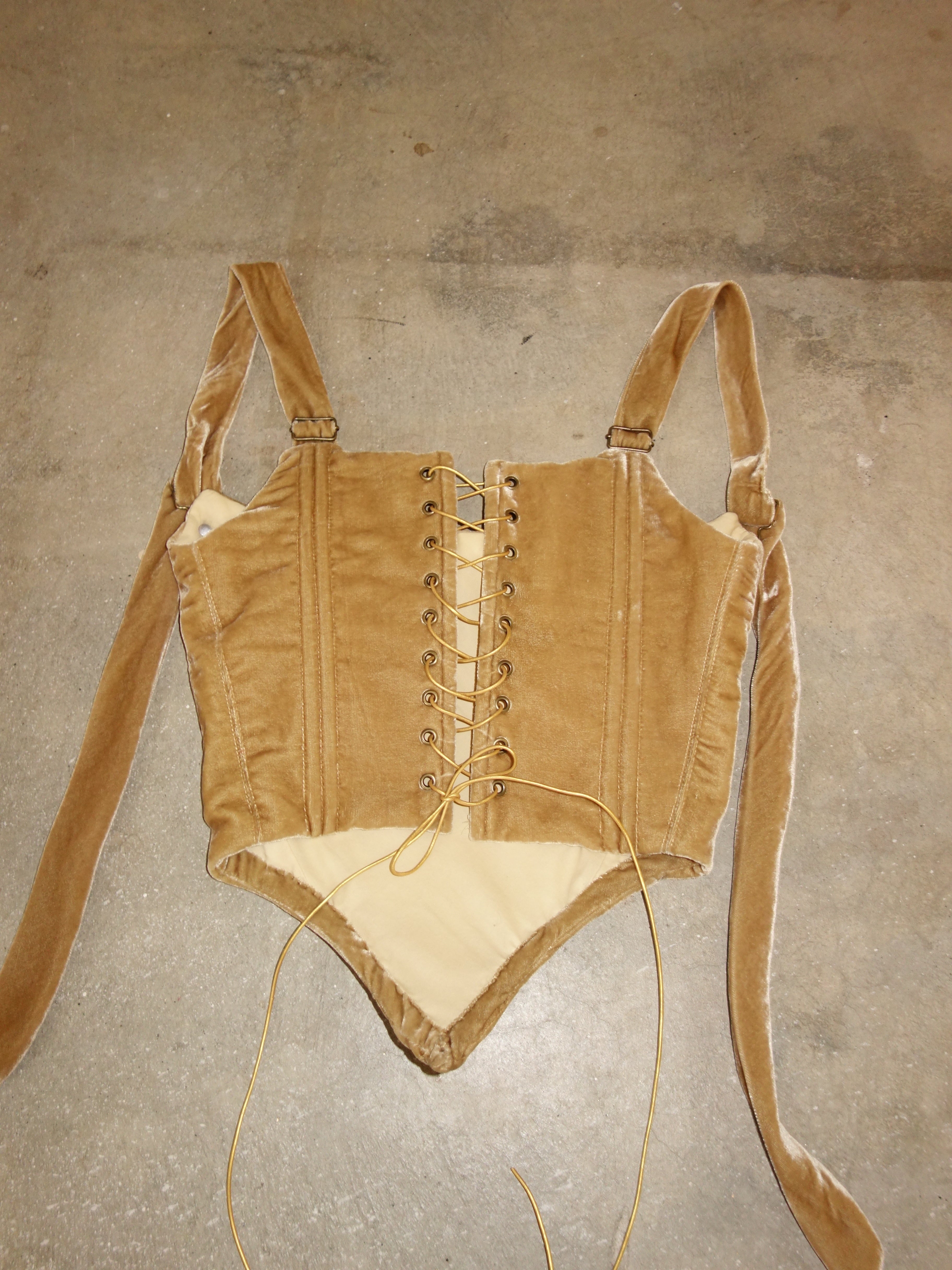 [s] Silk Velvet Corset