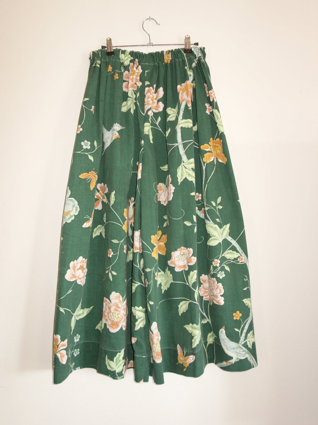[tall] bird garden 𝑝𝑖𝑙𝑙𝑜𝑤 𝑝𝑎𝑛𝑡𝑠