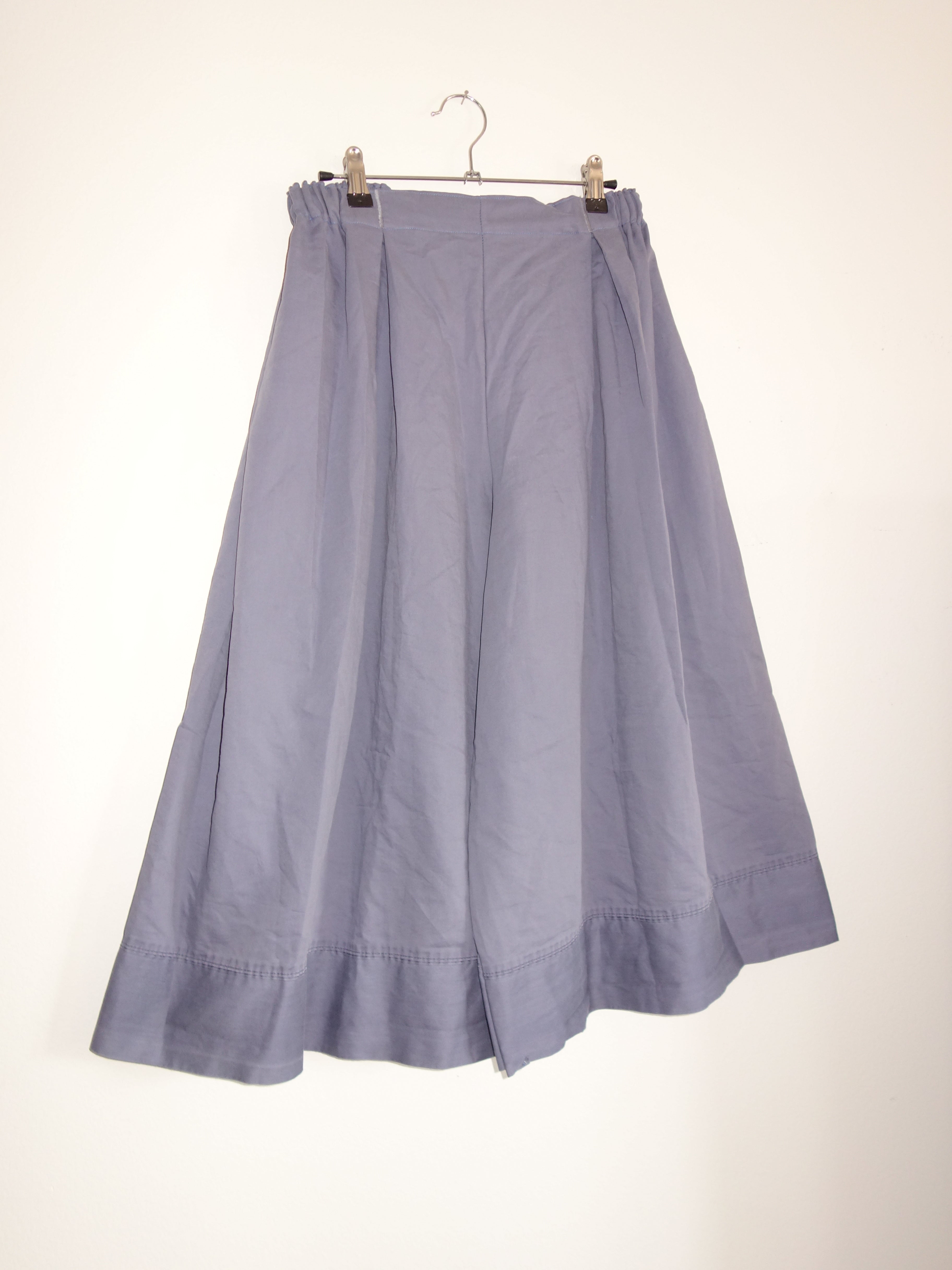 blue cotton 𝑝𝑖𝑙𝑙𝑜𝑤 𝑝𝑎𝑛𝑡𝑠