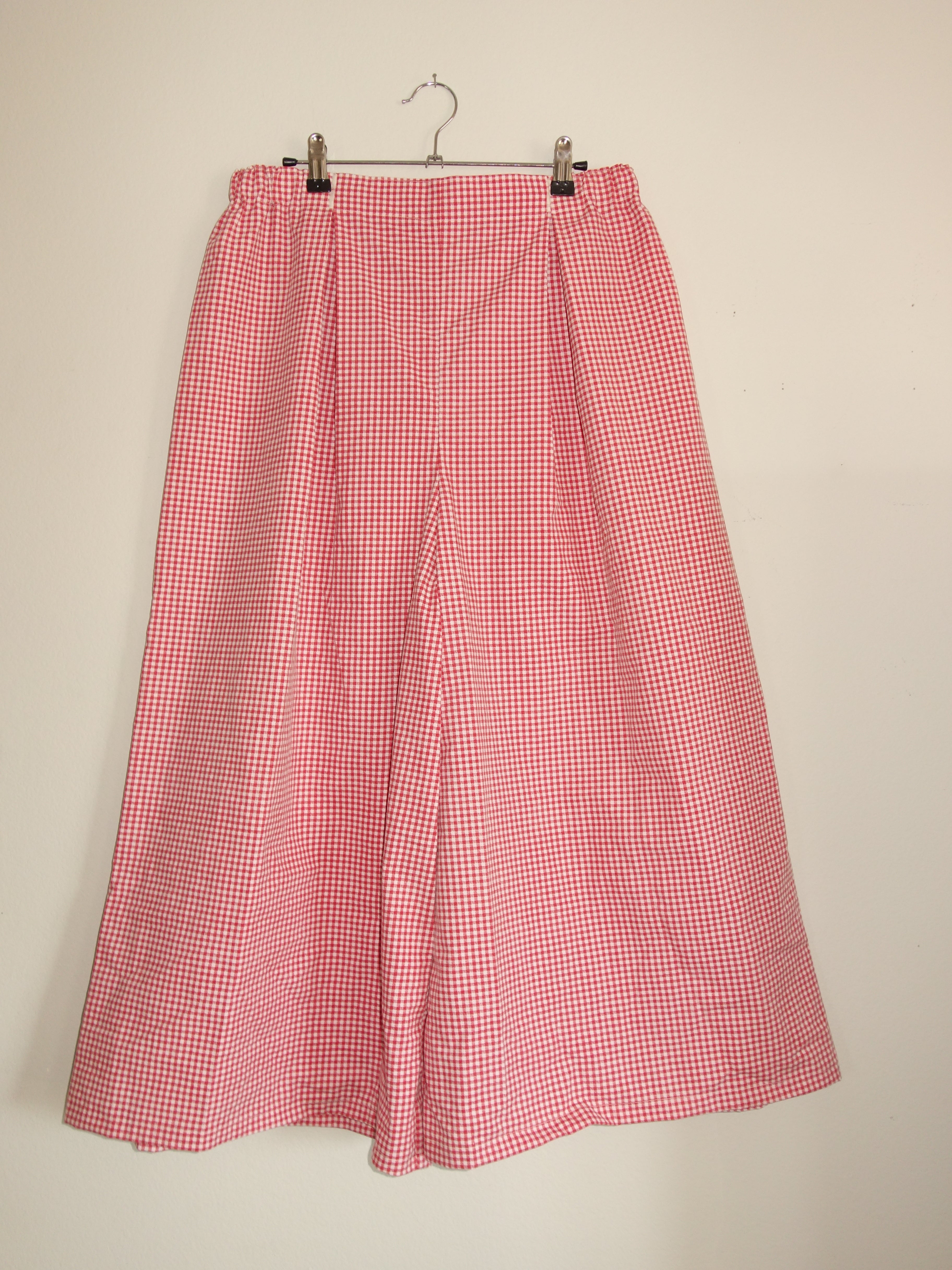 [tall] red gingham 𝑝𝑖𝑙𝑙𝑜𝑤 𝑝𝑎𝑛𝑡𝑠