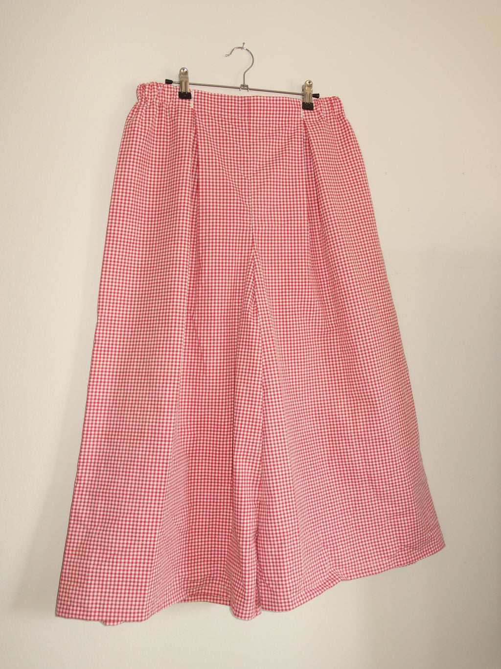 [tall] red gingham 𝑝𝑖𝑙𝑙𝑜𝑤 𝑝𝑎𝑛𝑡𝑠