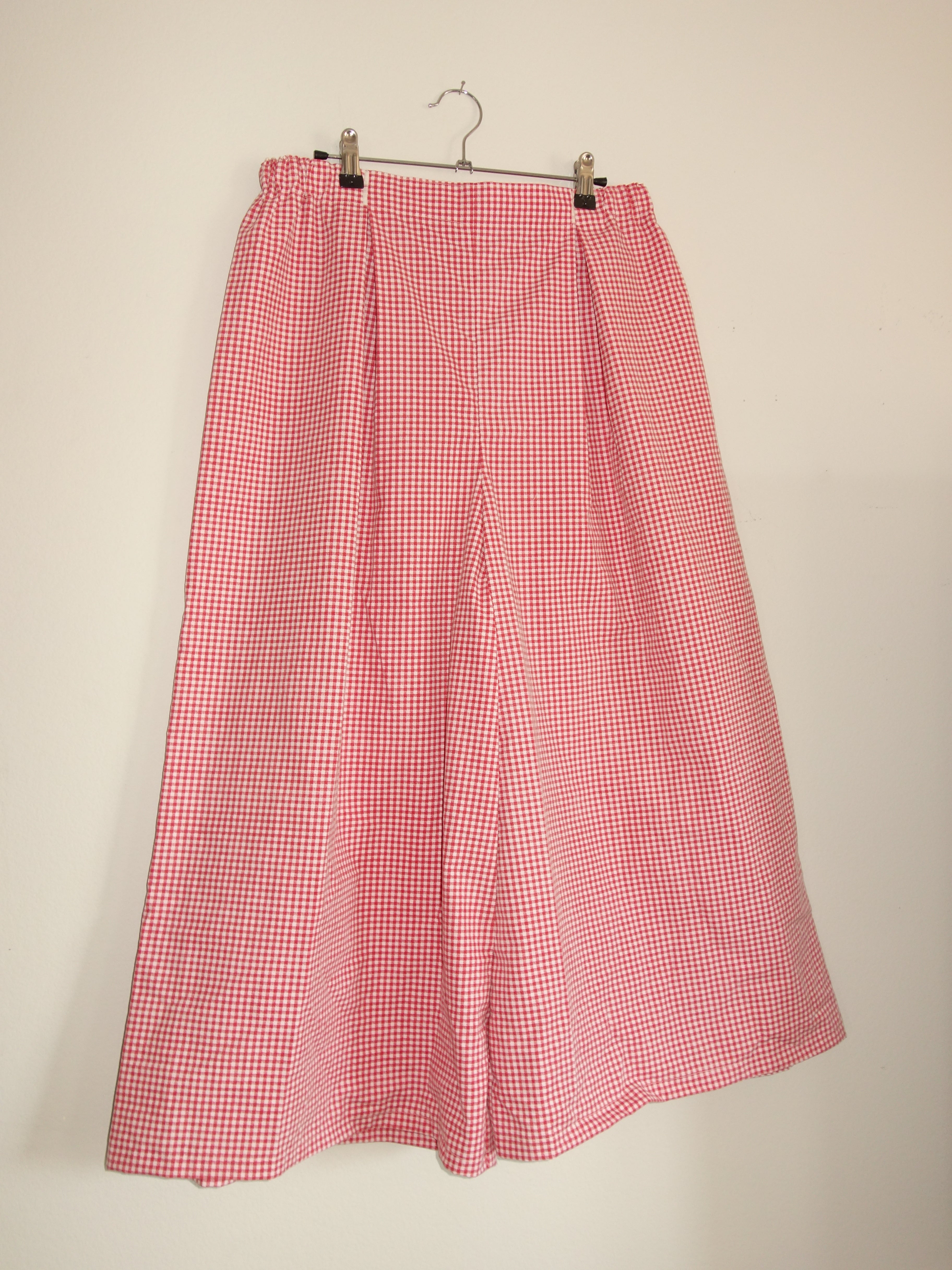[tall] red gingham 𝑝𝑖𝑙𝑙𝑜𝑤 𝑝𝑎𝑛𝑡𝑠