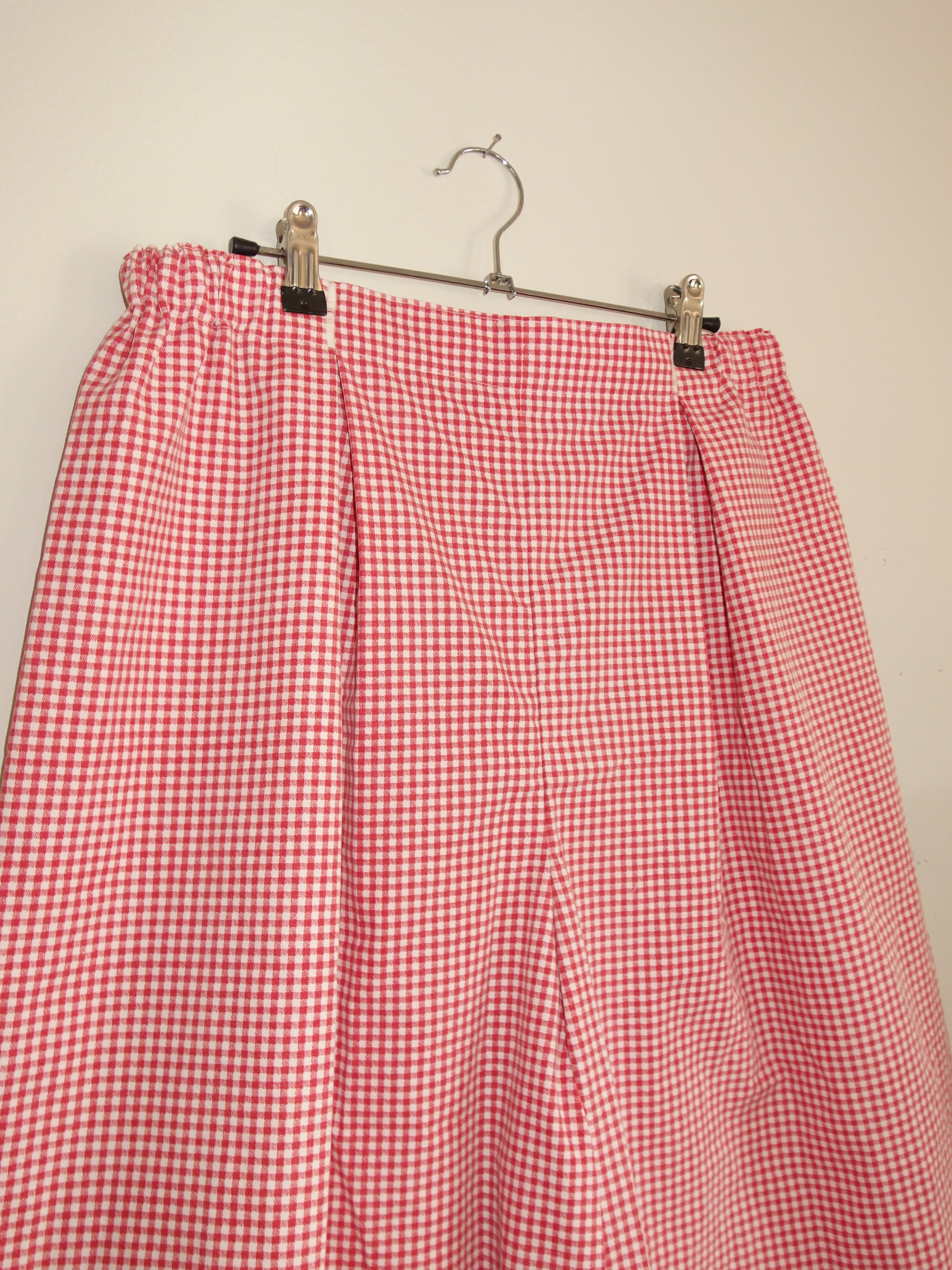[tall] red gingham 𝑝𝑖𝑙𝑙𝑜𝑤 𝑝𝑎𝑛𝑡𝑠