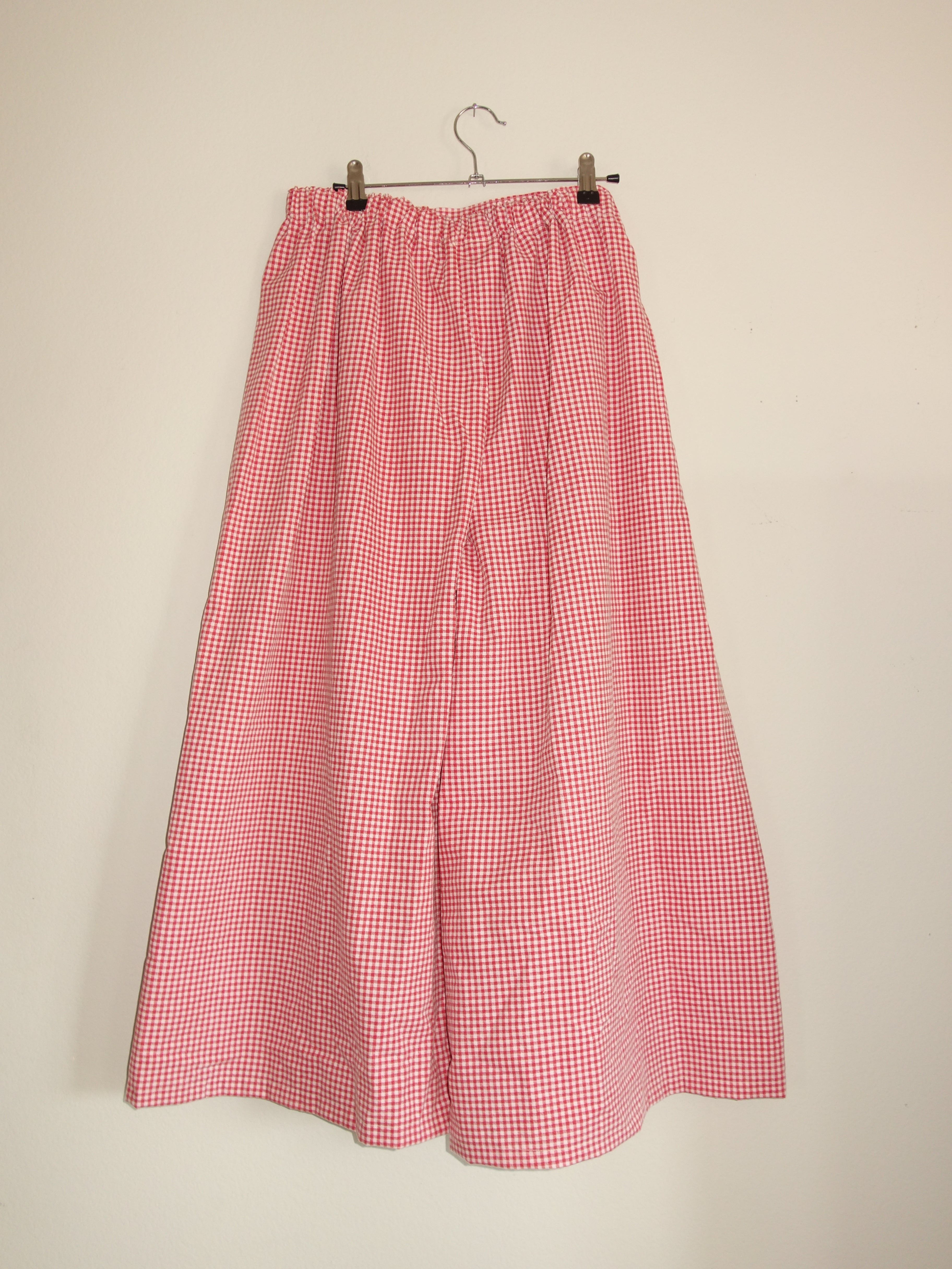[tall] red gingham 𝑝𝑖𝑙𝑙𝑜𝑤 𝑝𝑎𝑛𝑡𝑠