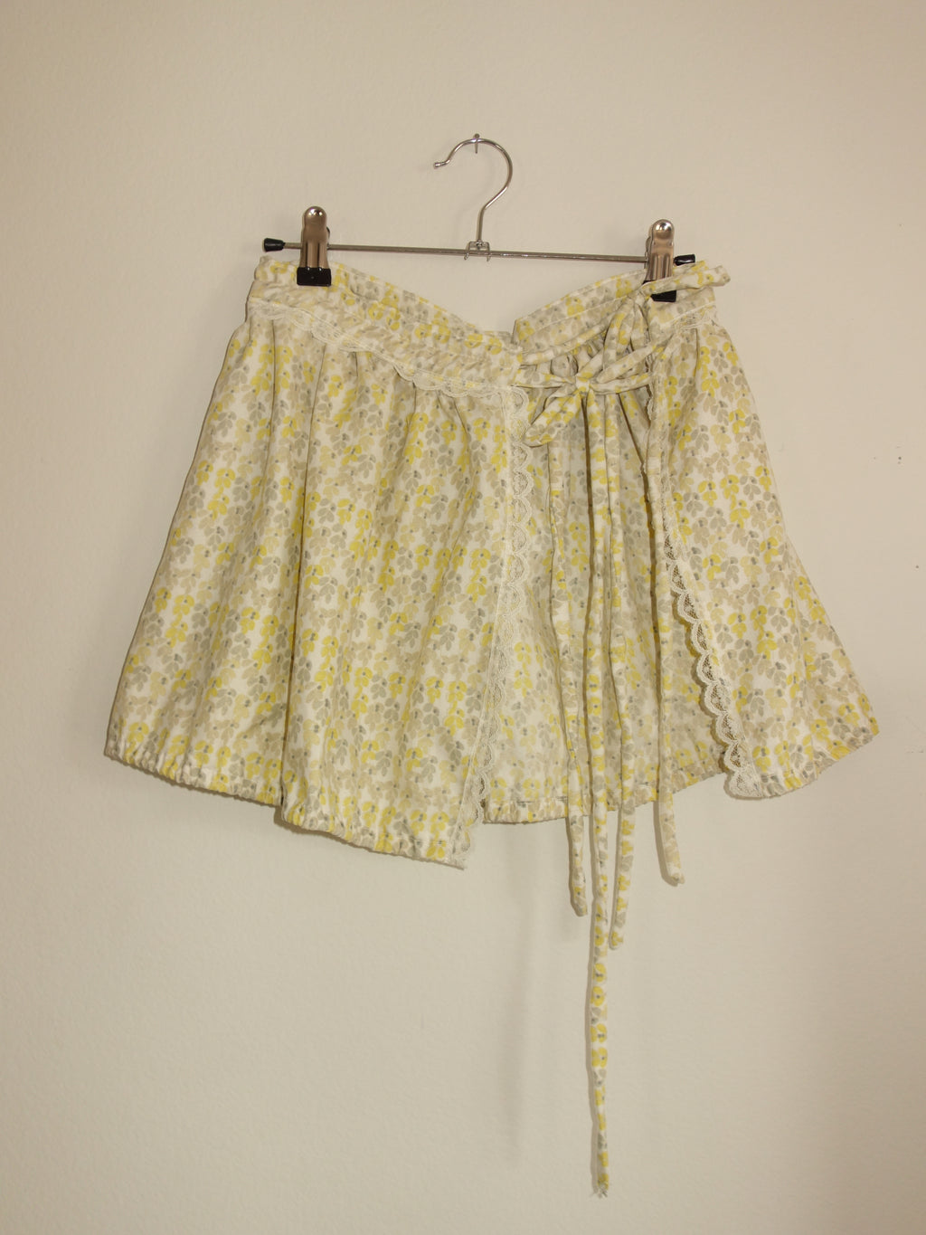 mini layering wrap skirt - yellow flower field