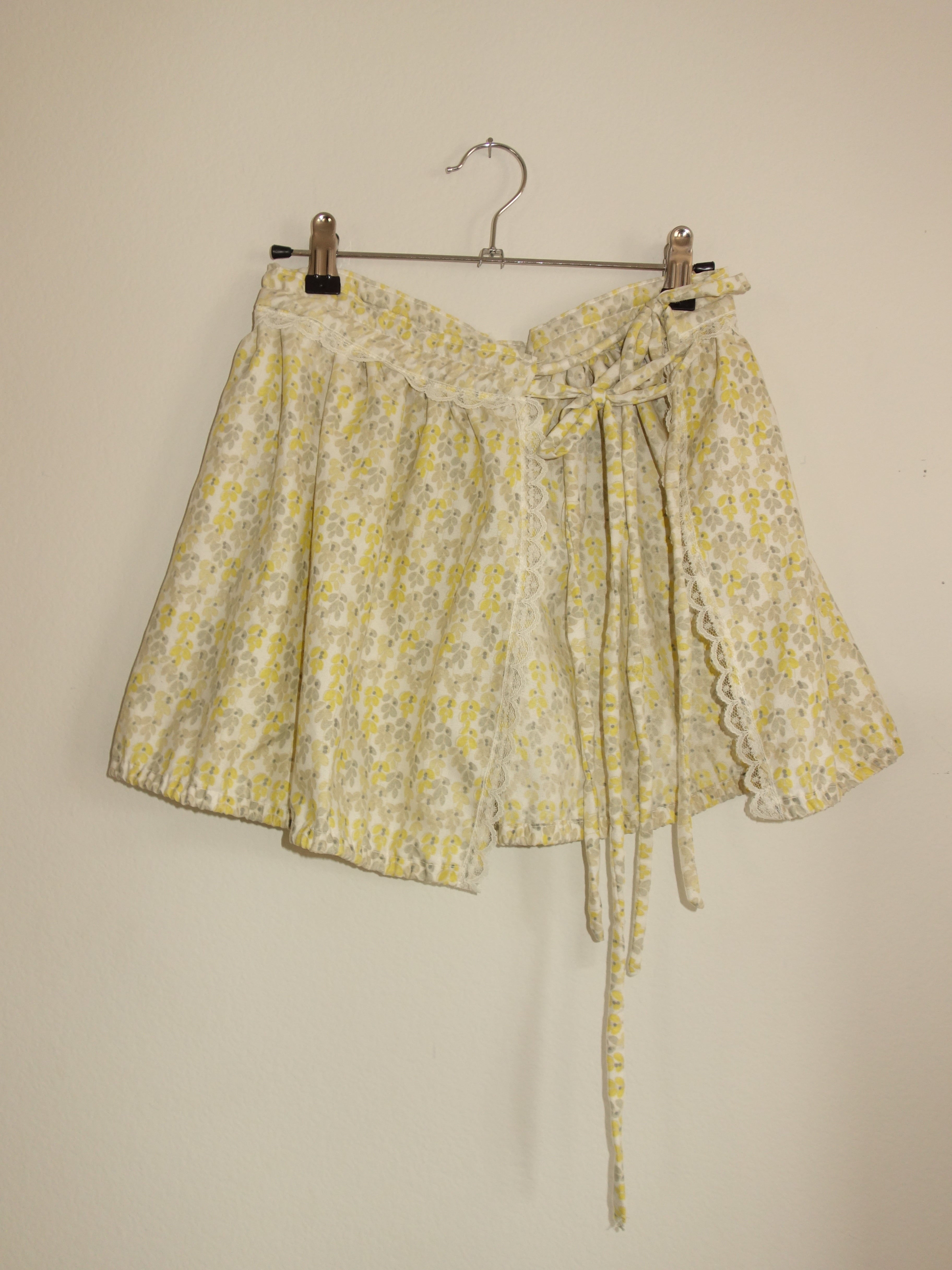 mini layering wrap skirt - yellow flower field