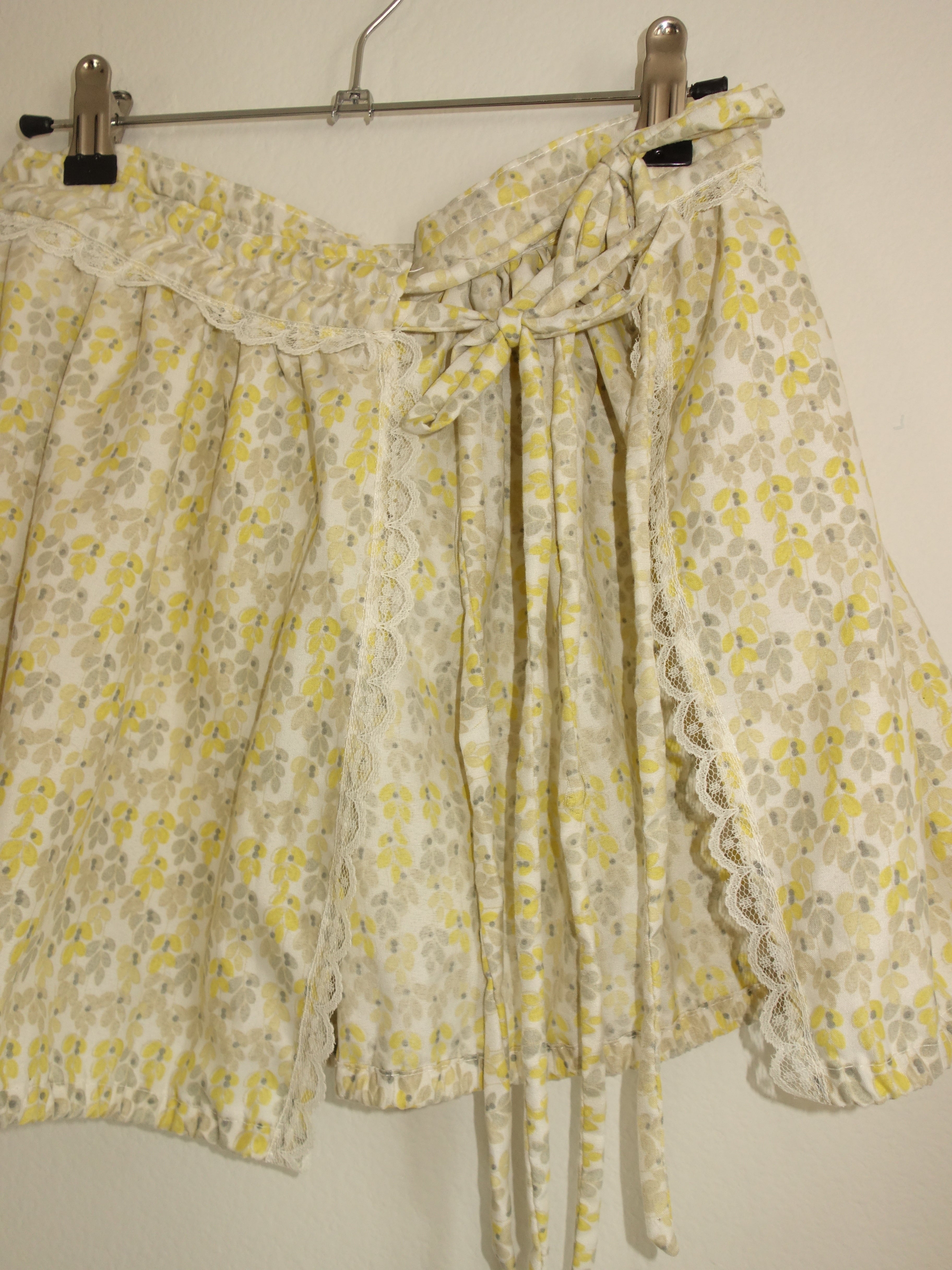 mini layering wrap skirt - yellow flower field