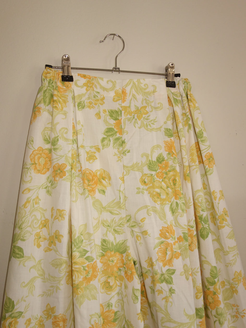 [tall] romantic floral 𝑝𝑖𝑙𝑙𝑜𝑤 𝑝𝑎𝑛𝑡𝑠