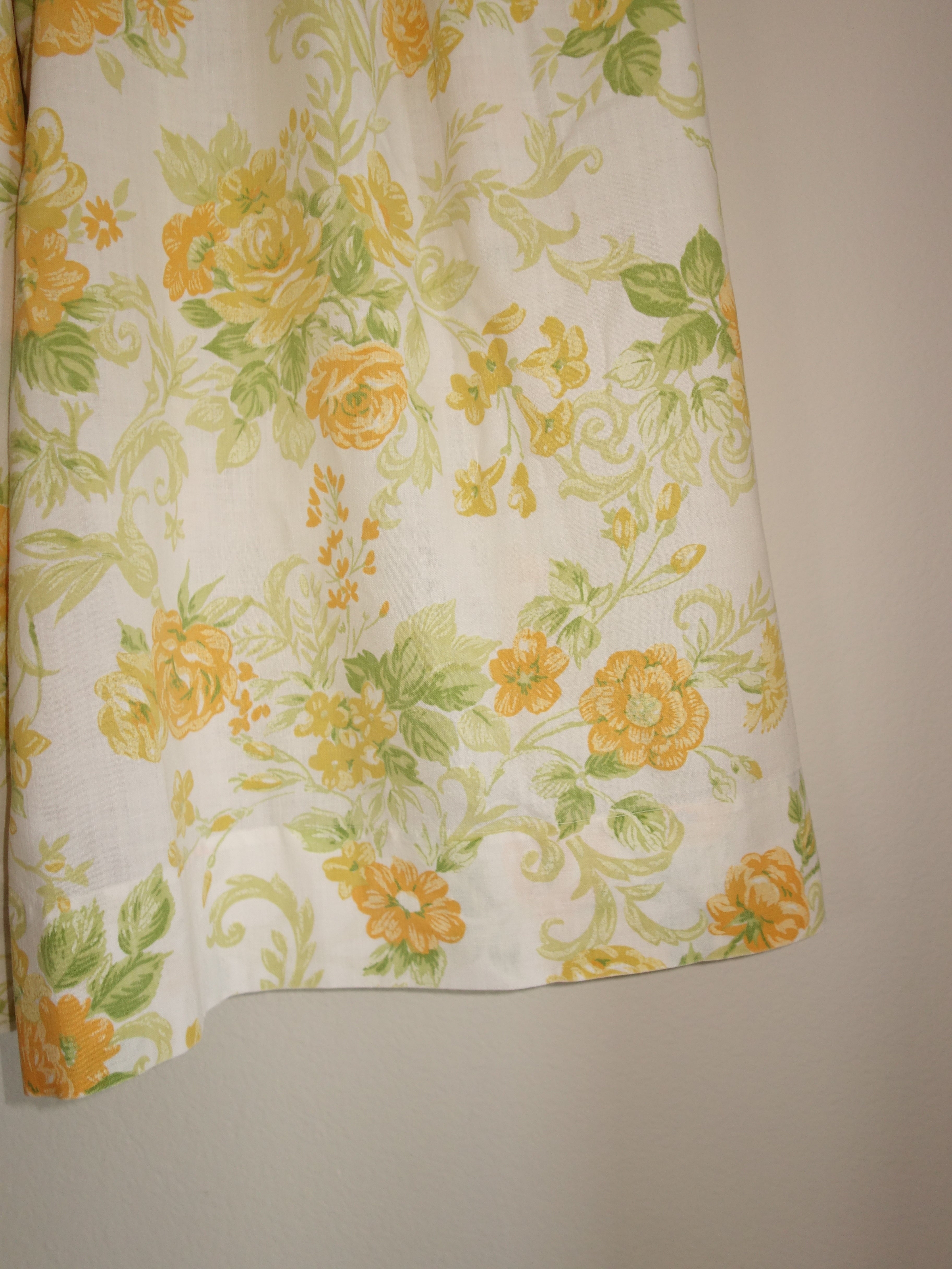 romantic floral 𝑝𝑖𝑙𝑙𝑜𝑤 𝑝𝑎𝑛𝑡𝑠