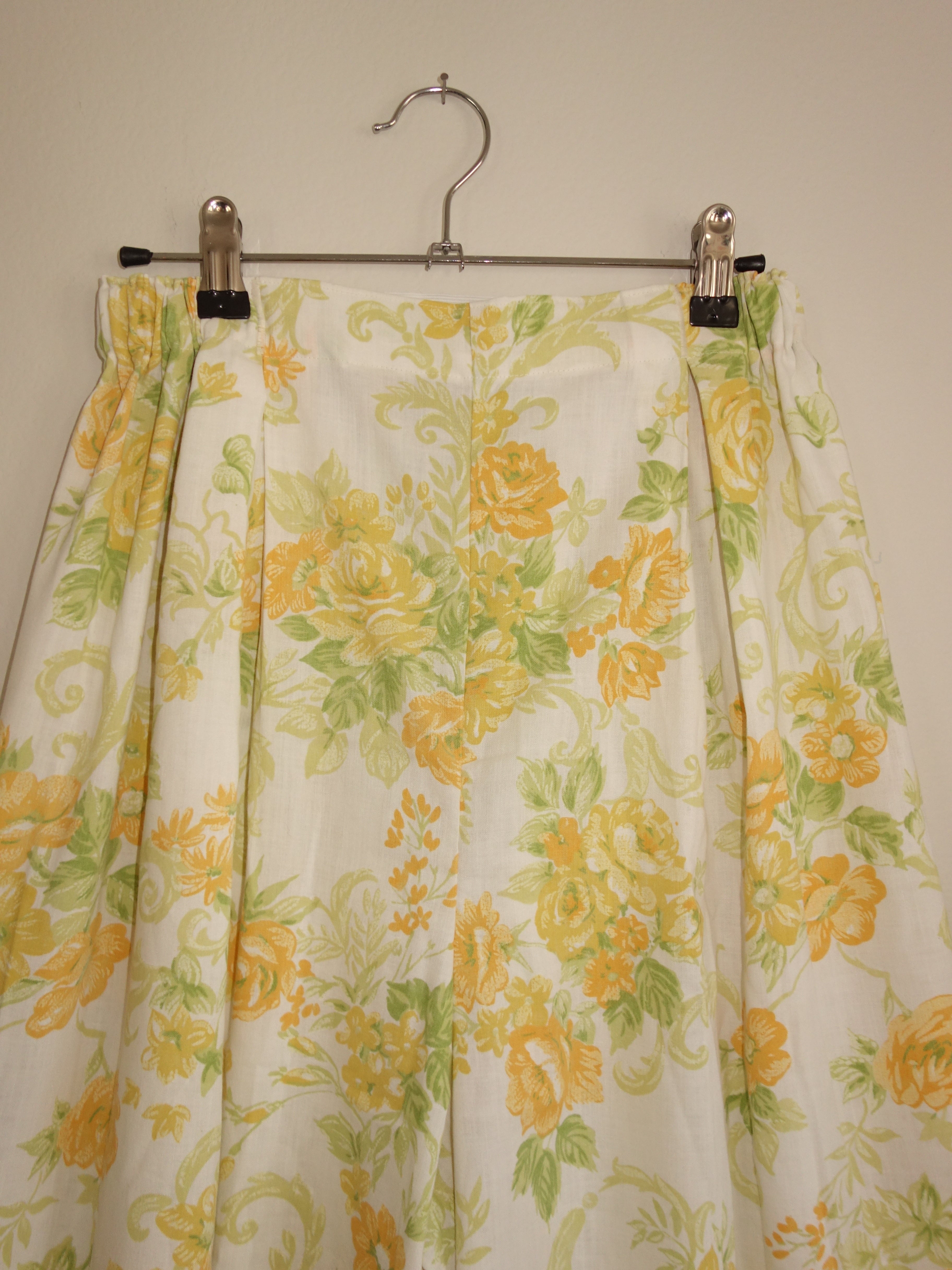 romantic floral 𝑝𝑖𝑙𝑙𝑜𝑤 𝑝𝑎𝑛𝑡𝑠