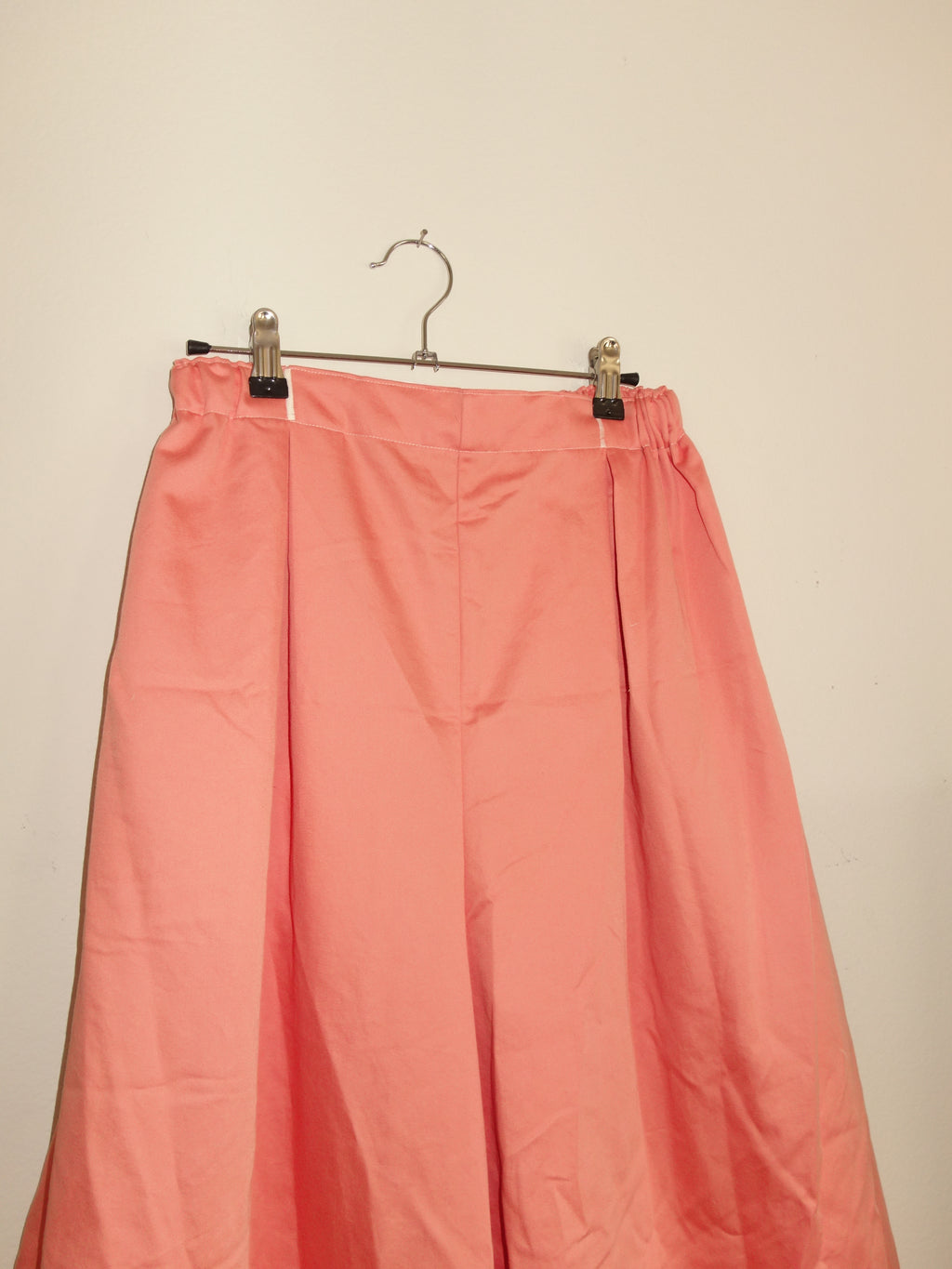 coral cotton 𝑝𝑖𝑙𝑙𝑜𝑤 𝑝𝑎𝑛𝑡𝑠