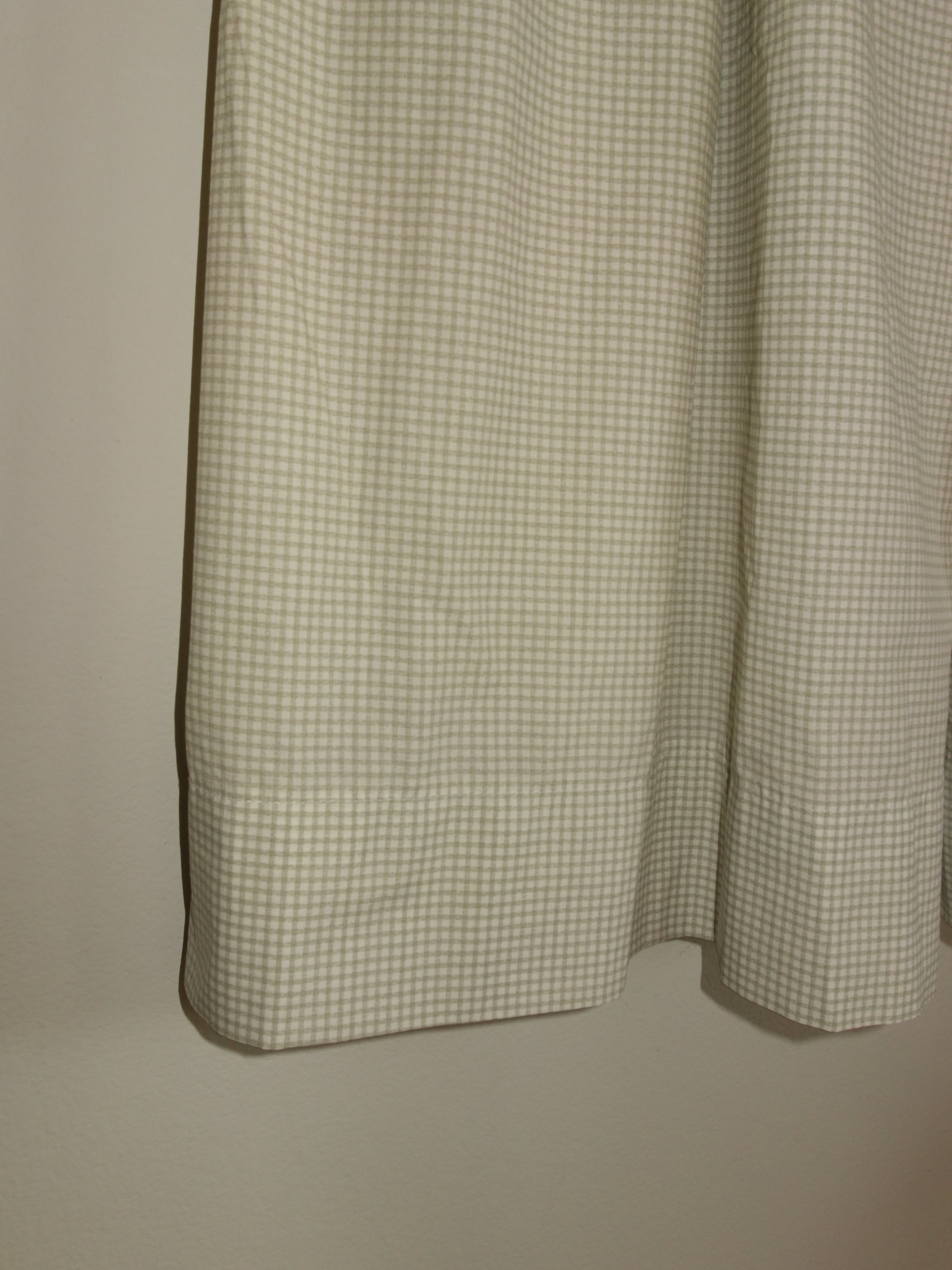 [tall] green small gingham 𝑝𝑖𝑙𝑙𝑜𝑤 𝑝𝑎𝑛𝑡𝑠