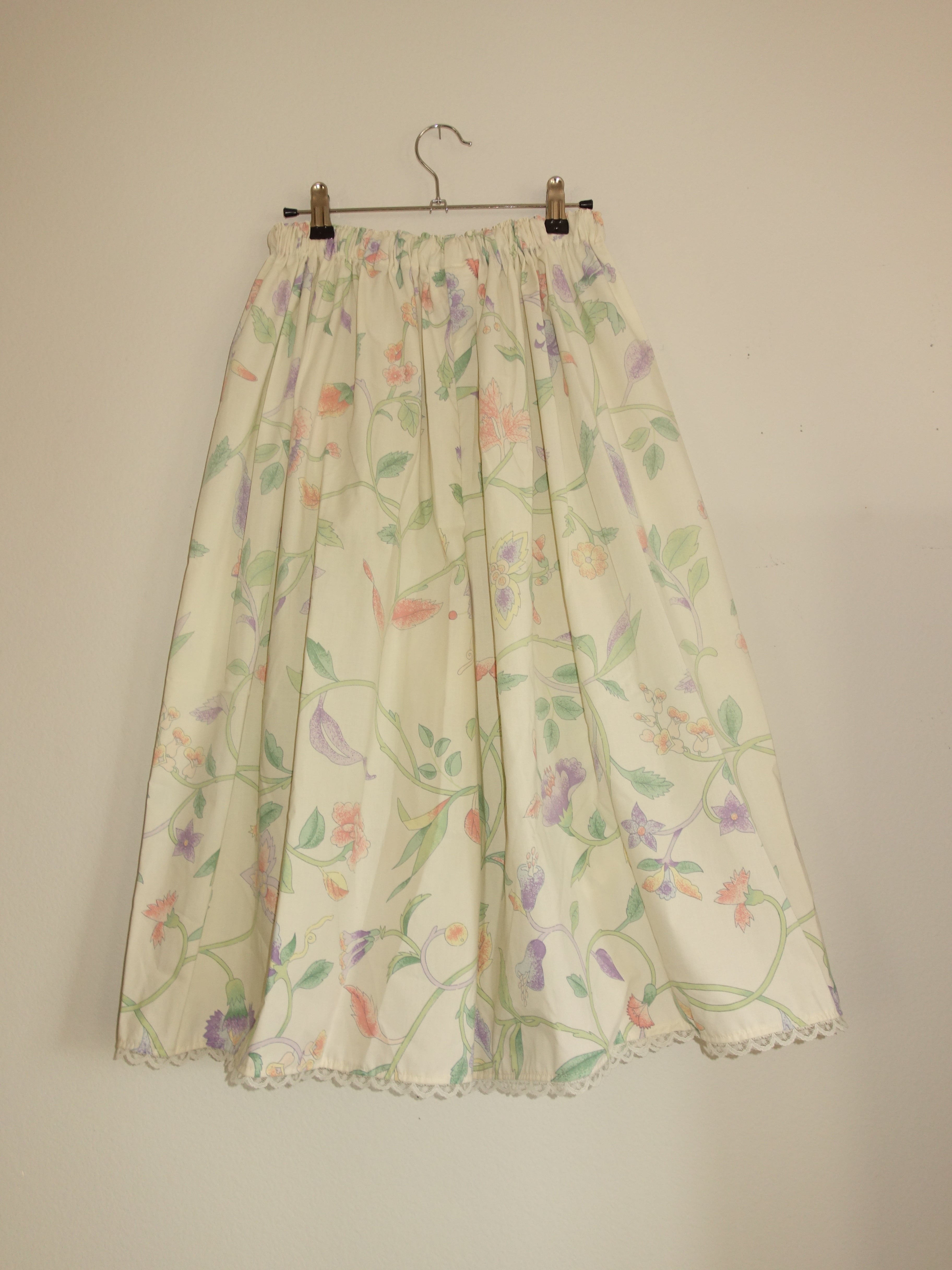 japanese floral 𝑝𝑖𝑙𝑙𝑜𝑤 𝑝𝑎𝑛𝑡𝑠 w lace trim