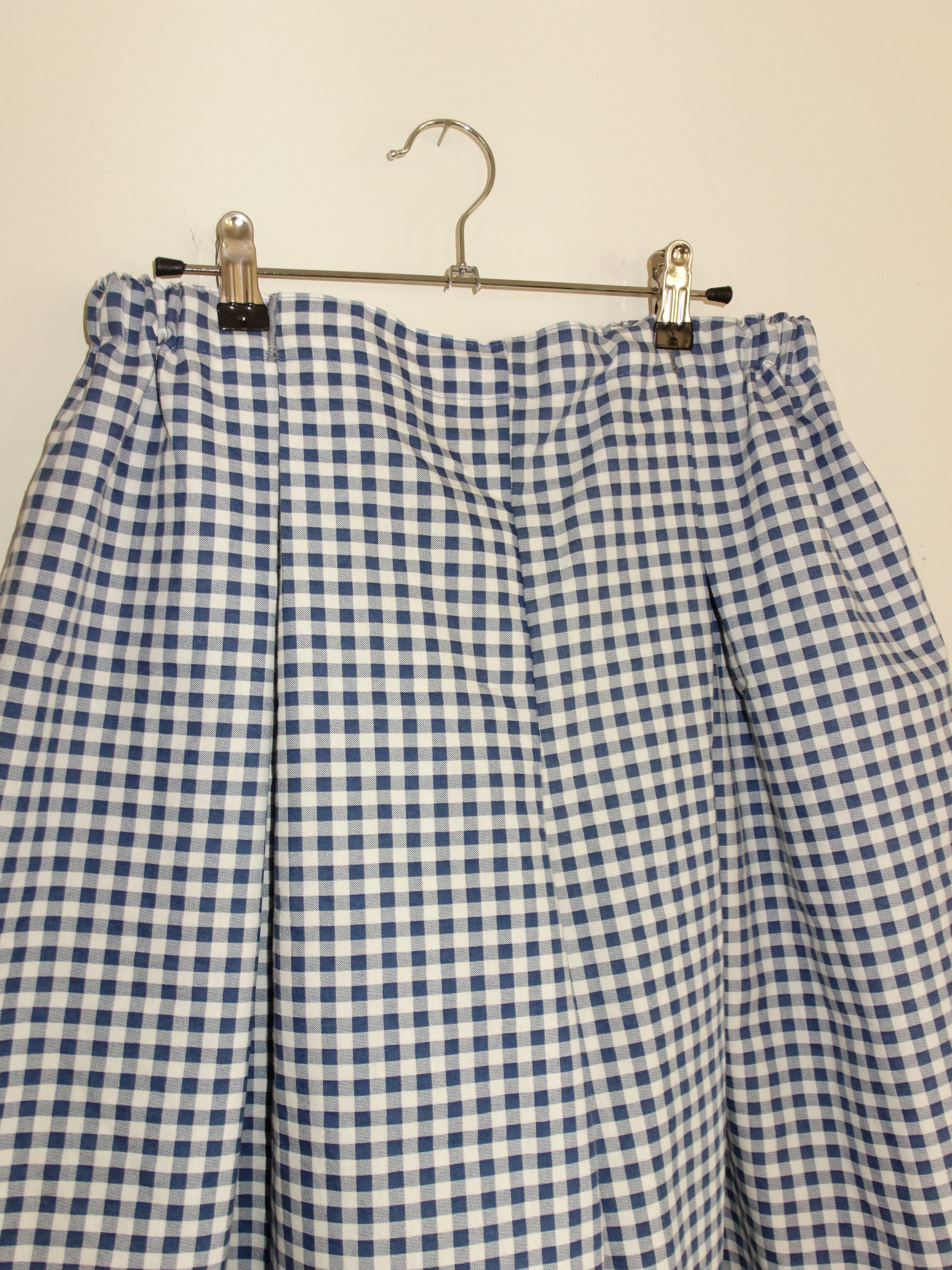 navy gingham 𝑝𝑖𝑙𝑙𝑜𝑤 𝑝𝑎𝑛𝑡𝑠