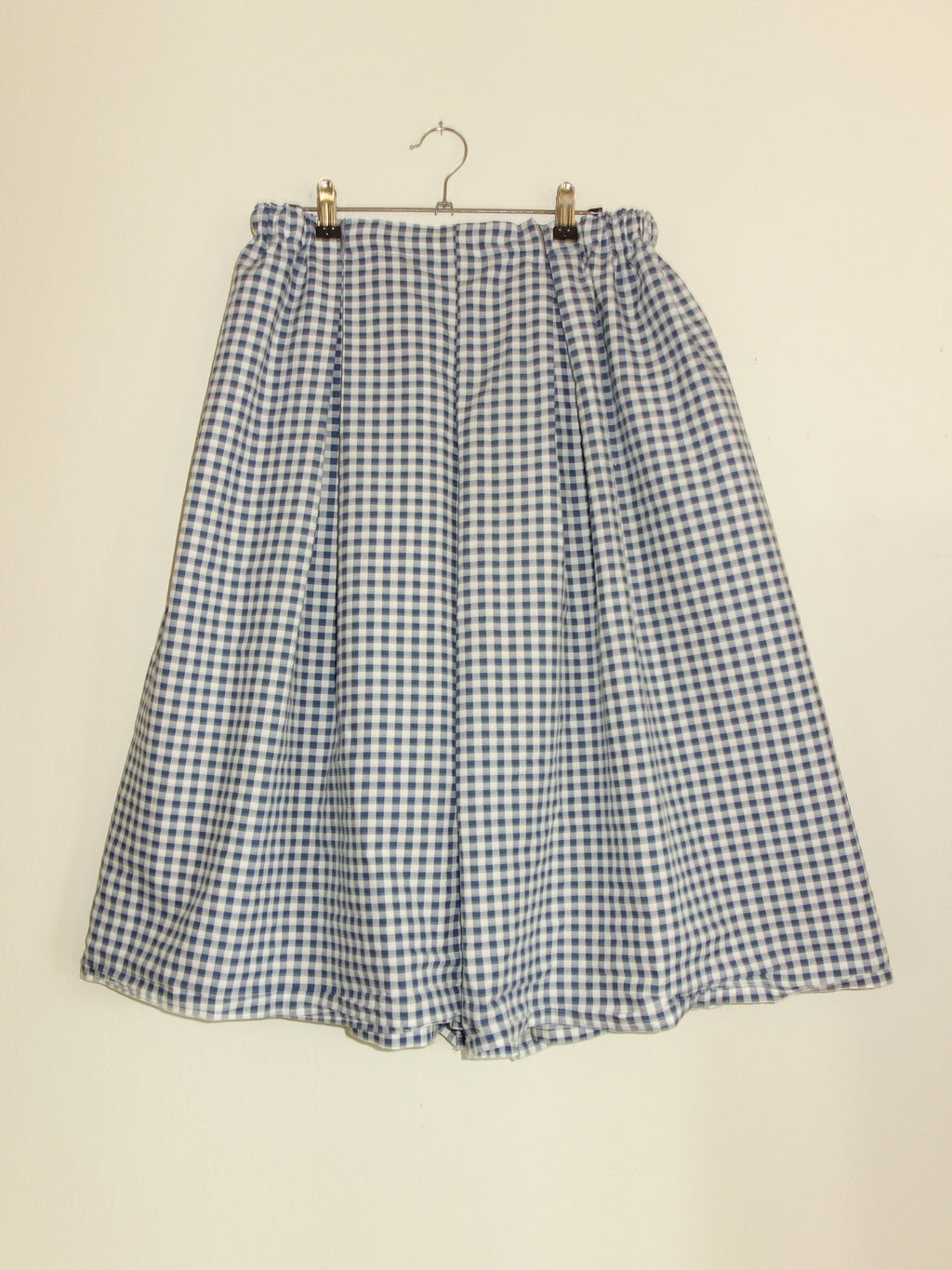 navy gingham 𝑝𝑖𝑙𝑙𝑜𝑤 𝑝𝑎𝑛𝑡𝑠