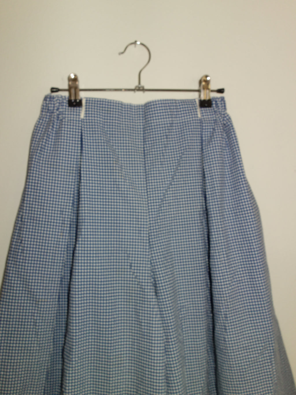 small navy gingham 𝑝𝑖𝑙𝑙𝑜𝑤 𝑝𝑎𝑛𝑡𝑠