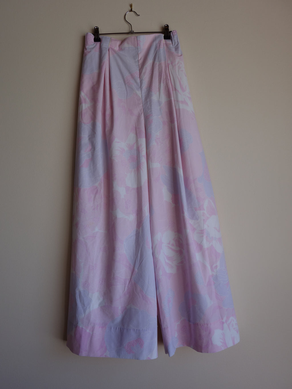 [tall] art deco pink 𝑝𝑖𝑙𝑙𝑜𝑤 𝑝𝑎𝑛𝑡𝑠