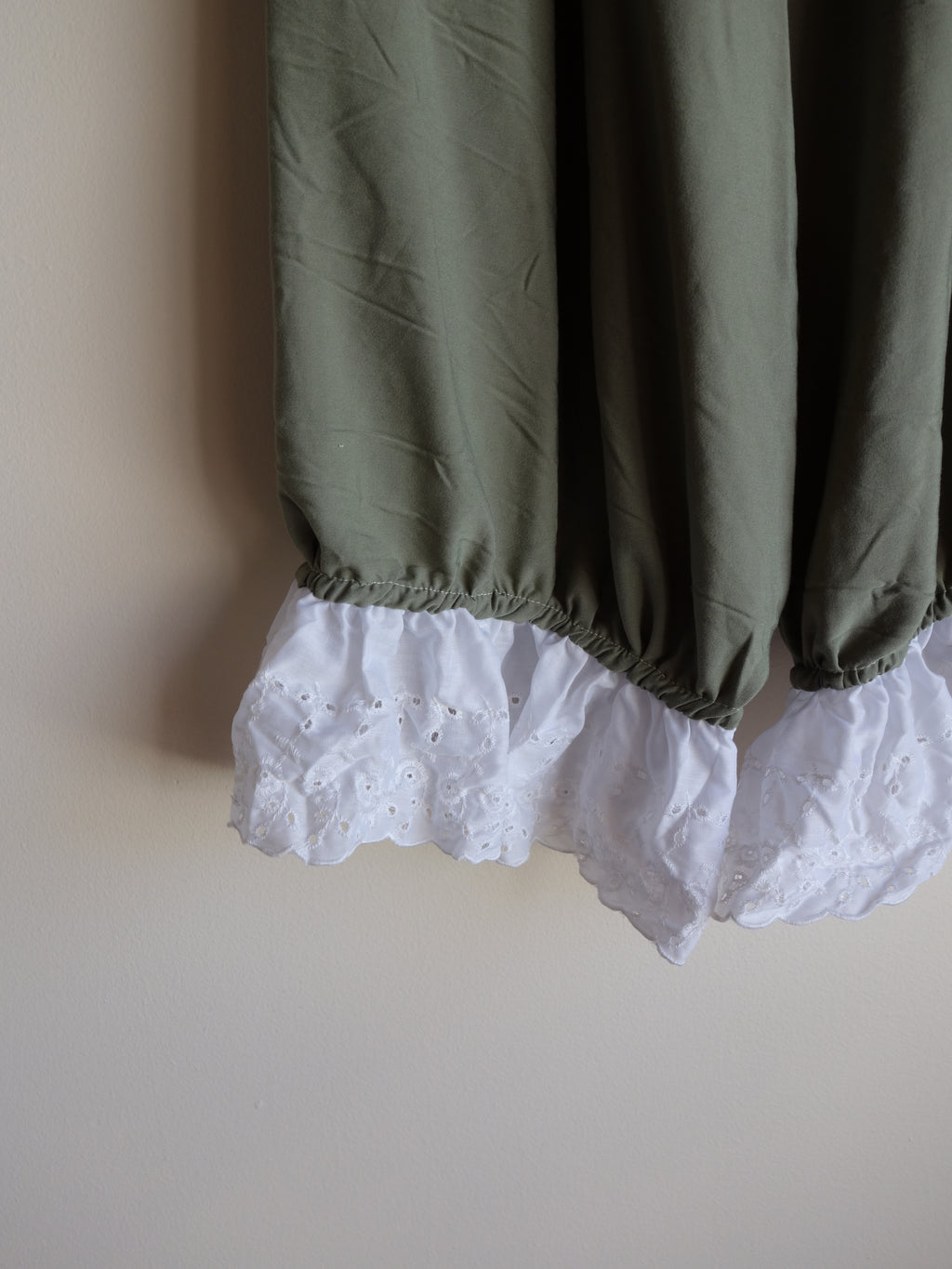 [tall] green olive 𝑝𝑖𝑙𝑙𝑜𝑤 𝑝𝑎𝑛𝑡𝑠 w cotton ankles